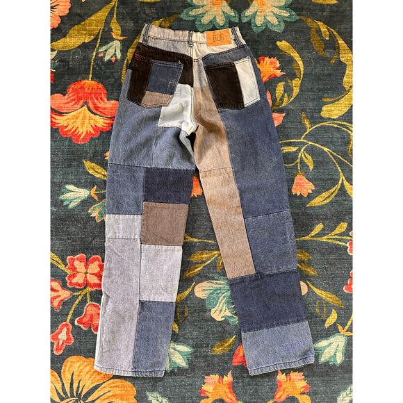 Urban Outfitters BDG High-Rise Baggy Patched Jeans Size 26 - Picture 6 of 8